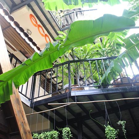 Appartamento Eco House Bangkok Esterno foto