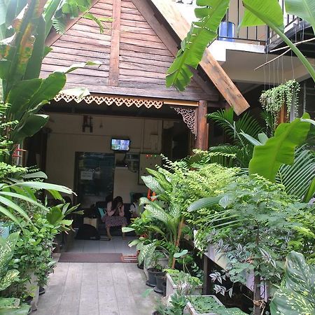Appartamento Eco House Bangkok Esterno foto