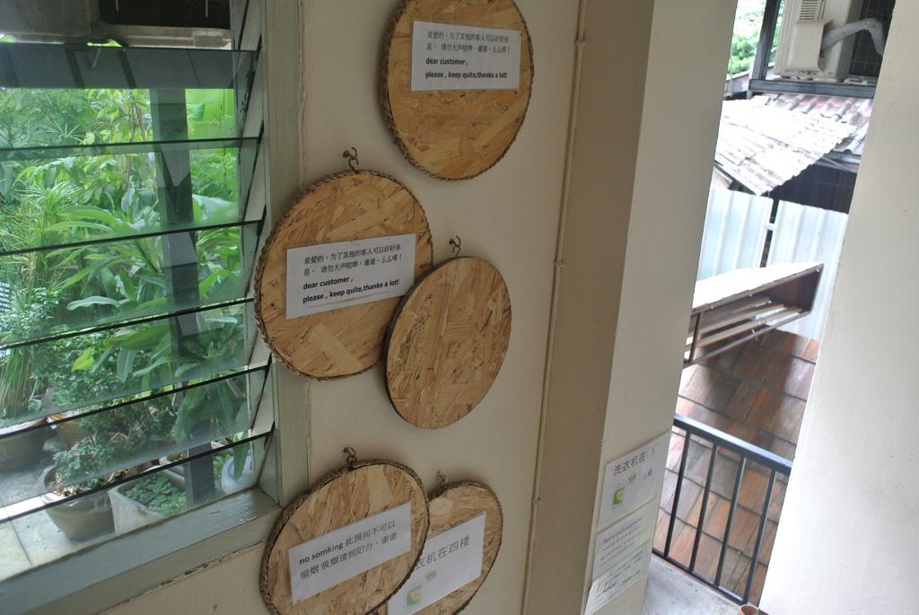 Appartamento Eco House Bangkok Esterno foto